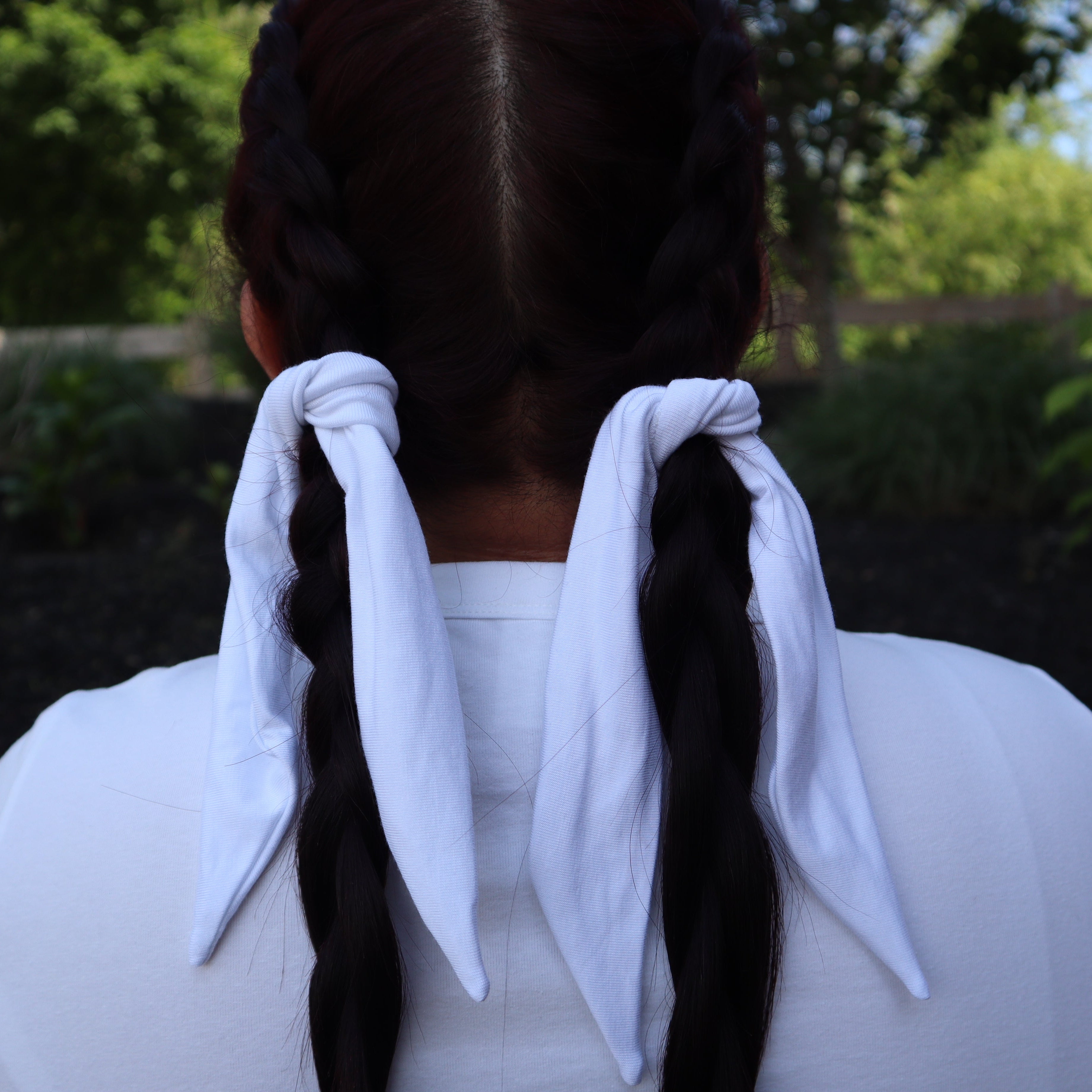 Crown Tie used to dress up on braided hair